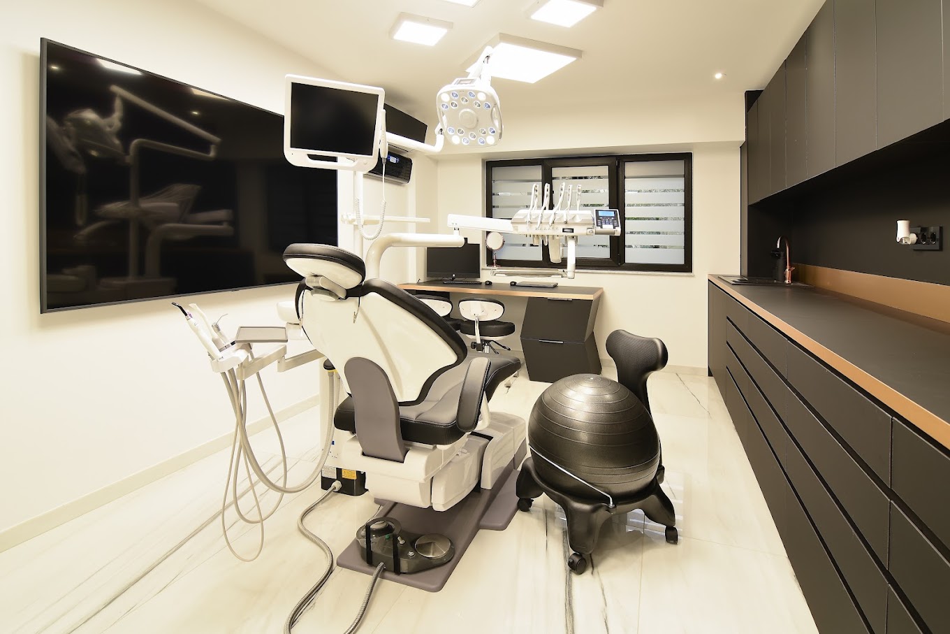 Email contact Clinica NEO Baia Mare